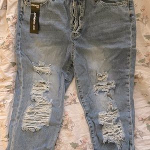 Simple Society Boyfriend Jeans